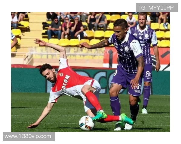 图卢兹与尼奥尔的精彩对决揭示法甲联赛新动态与球队实力对比