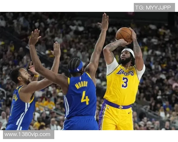 湖人对勇士精彩比赛国语回放全场集锦分析与精彩瞬间回顾